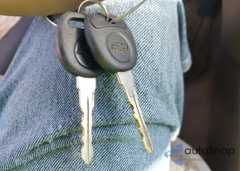 2000 Chevrolet Malibu z USA, uszkodzony, nr VIN 1G1ND52J9Y6248150